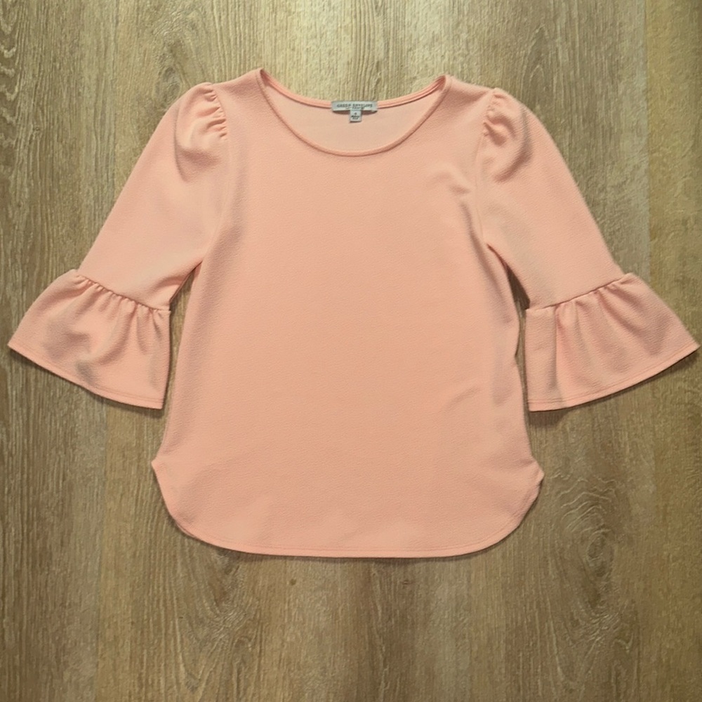 Green Envelope Los Angeles Women’s Bell 3/4 Sleeve Blouse